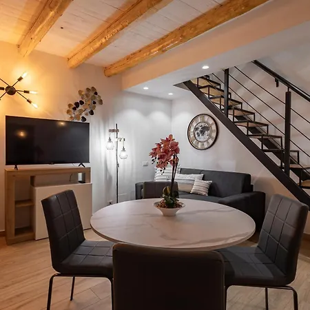 Maqueda Luxury Suite & Home-3